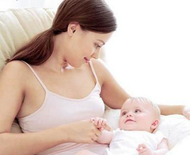 坐月子期間老是口渴是正?，F(xiàn)象嗎     坐月子口渴怎么補(bǔ)水