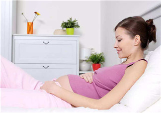 懷孕長(zhǎng)痘痘生男孩嗎？生男生女正確解說(shuō)