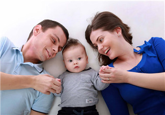 什么越來(lái)越多的女性懷不上孩子？答案觸目驚心