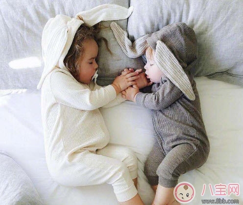 養(yǎng)一個孩子好還是兩個孩子好 養(yǎng)一個孩子和兩個孩子的區(qū)別