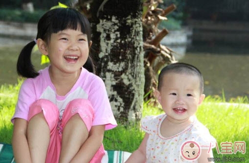 養(yǎng)一個孩子好還是兩個孩子好 養(yǎng)一個孩子和兩個孩子的區(qū)別