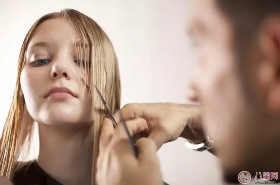 孕期長發(fā)搶胎兒營養(yǎng)嗎？需要剪短發(fā)嗎？