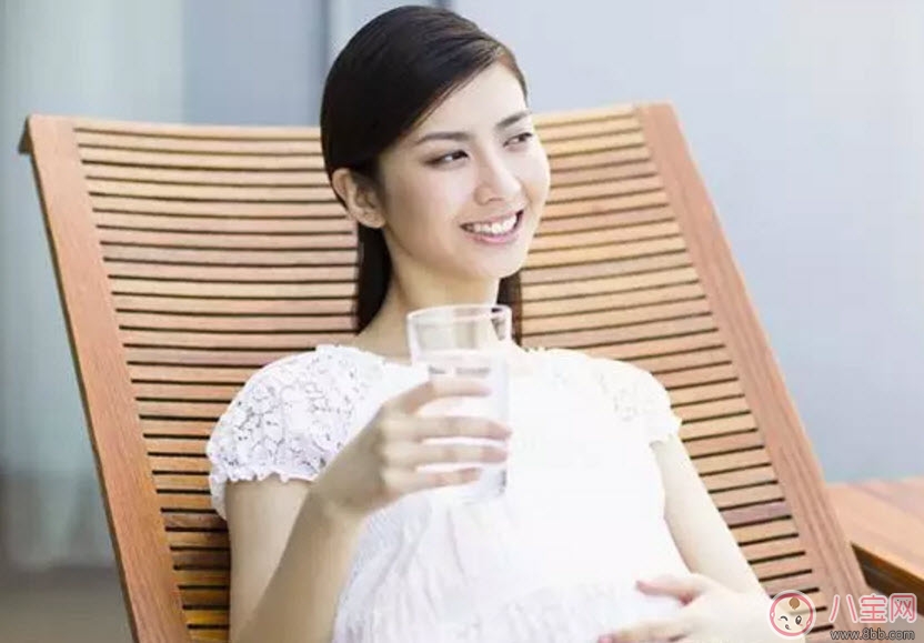 孕婦在辦公室需要注意哪些電器 孕婦辦公室運(yùn)動有哪些