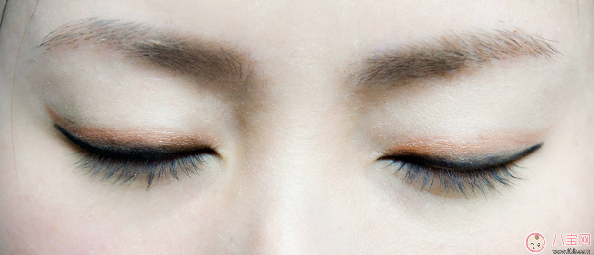 自己是近視懷的孩子會近視嗎 近視準(zhǔn)媽媽的擔(dān)憂