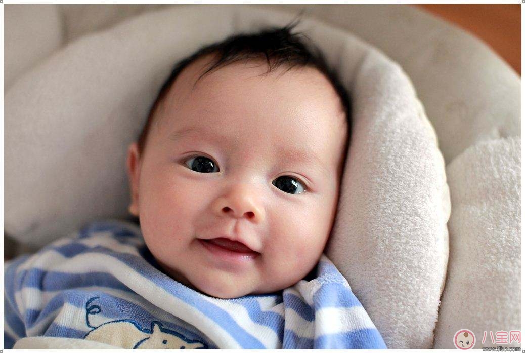 孕期能喝豆?jié){嗎   喝豆?jié){會引起寶寶濕疹嗎