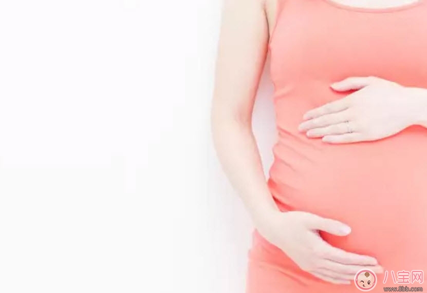 孕婦穿高跟鞋對寶寶有影響嗎 孕婦穿高跟鞋會(huì)有哪些危害