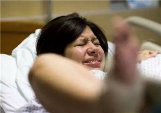 怎么預(yù)防羊水早破 孕婦如何避免羊水早破