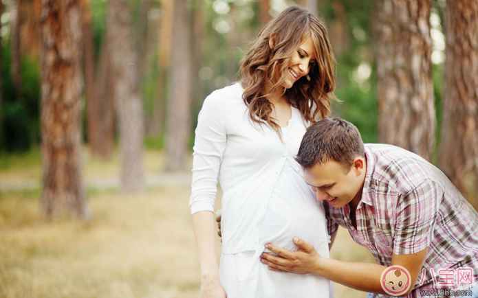 老婆有規(guī)律宮縮出現(xiàn)了 老公該怎么辦