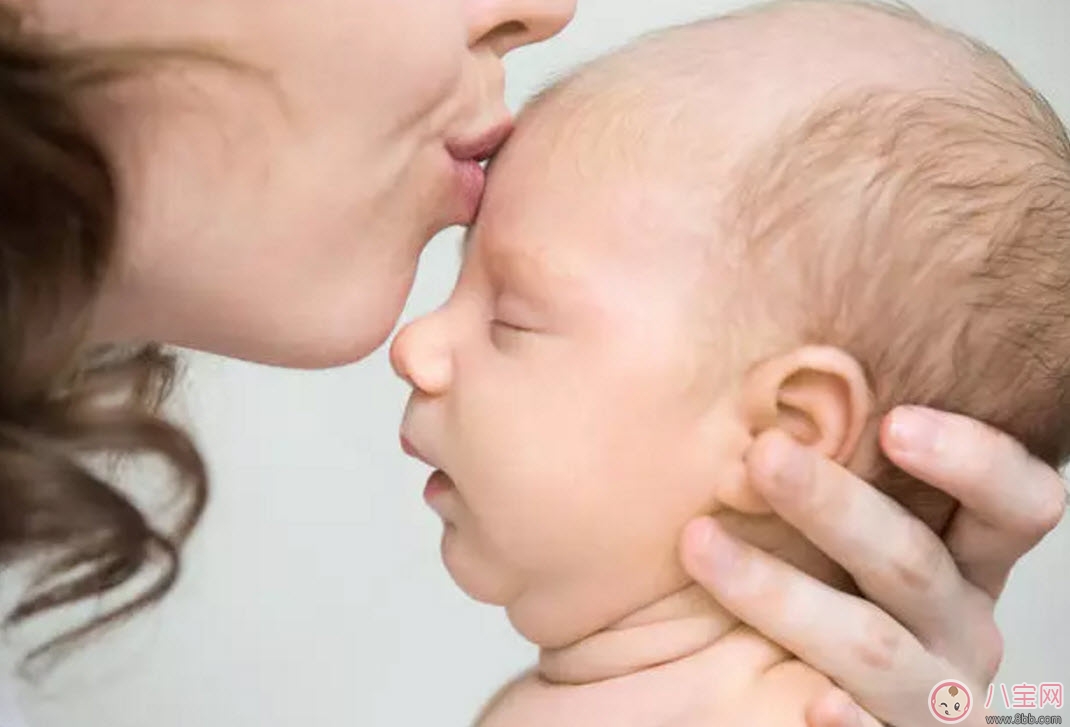 孕婦燒心是寶寶長(zhǎng)頭發(fā)嗎 孕婦燒心吃什么好