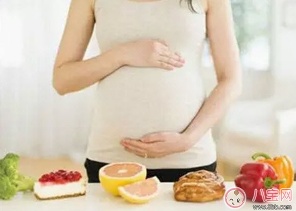 孕晚期胎動和宮縮的區(qū)別 孕晚期胎動和宮縮的區(qū)別方法