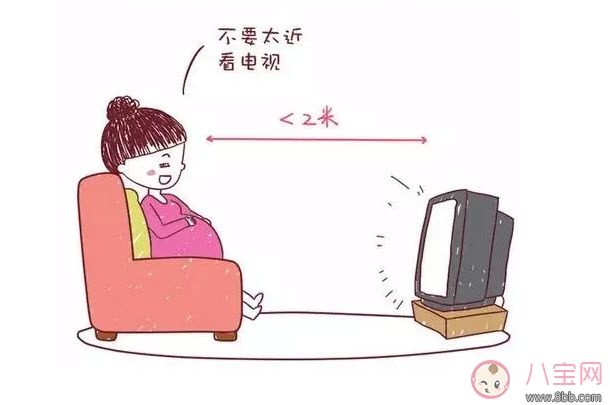 孕婦看電視對(duì)胎兒有影響嗎 孕婦看電視有輻射嗎如何預(yù)防輻射