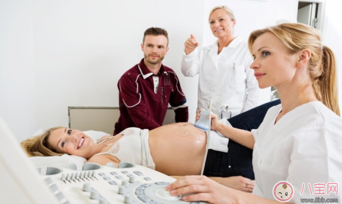 懷孕媽媽要注意這四種傷害胎兒的行為