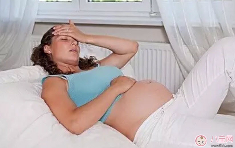 孕婦懷孕四個(gè)月中暑怎么辦 孕婦中暑對(duì)胎兒的影響有多大