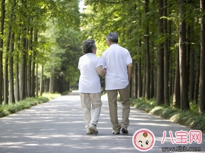 林丹男單四連冠想回家抱兒子 丈夫出軌該不該原諒 林丹男單四連冠想回家抱兒子 丈夫出軌該不該原諒