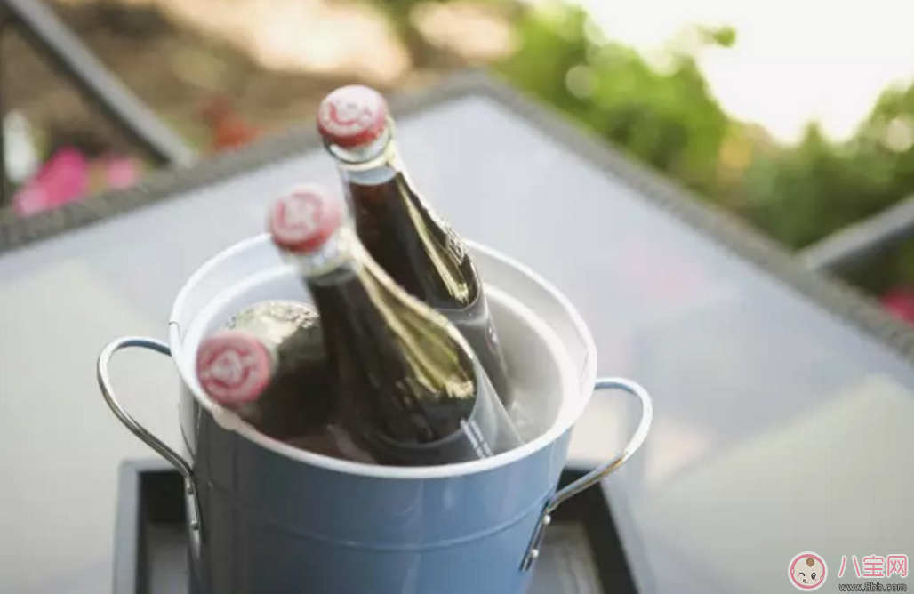 產(chǎn)后想靠網(wǎng)紅減脂可樂減肥靠譜嗎？網(wǎng)紅減脂可樂真能越喝越瘦？