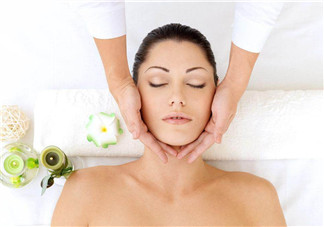 1分鐘瘦臉操教程 輕松打造心機小臉美人