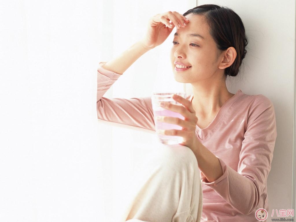 照顧寶寶熬夜疲勞肌膚如何保養(yǎng) 簡(jiǎn)單肌膚保養(yǎng)重點(diǎn)