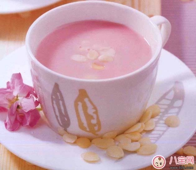 哺乳期喝杏仁奶好處多  美容養(yǎng)顏還補鈣
