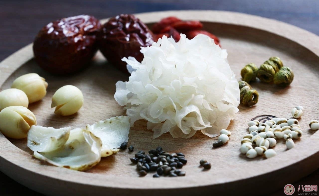 女性適合的中藥零食吃法有講究  食用有哪些注意事項