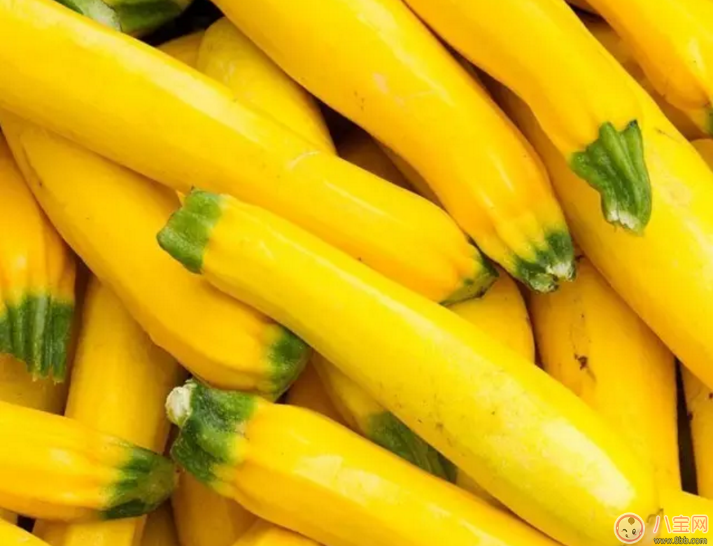 你的胸部大小正常嗎  不同階段的女性乳房尺寸不同