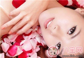 秋天有紅臉蛋 如何調(diào)理肌膚 秋天有紅臉蛋 如何調(diào)理肌膚