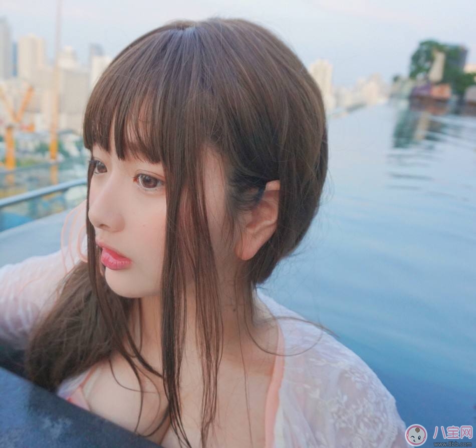 秋天有紅臉蛋 如何調(diào)理肌膚 秋天有紅臉蛋 如何調(diào)理肌膚