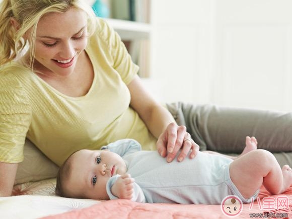 月子里乳房保養(yǎng)重要嗎 時(shí)尚辣媽胡可來(lái)支招