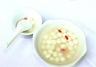 時尚性感張雨綺 豐胸是運動與美食的結(jié)合