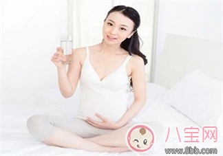 產(chǎn)后多久會(huì)來月經(jīng)    生完小孩后月經(jīng)多久來算正常