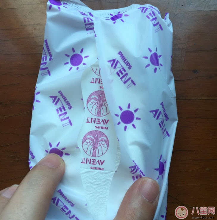新安怡防溢乳墊怎么樣好用嗎 新安怡防溢乳墊吸水性測評使用