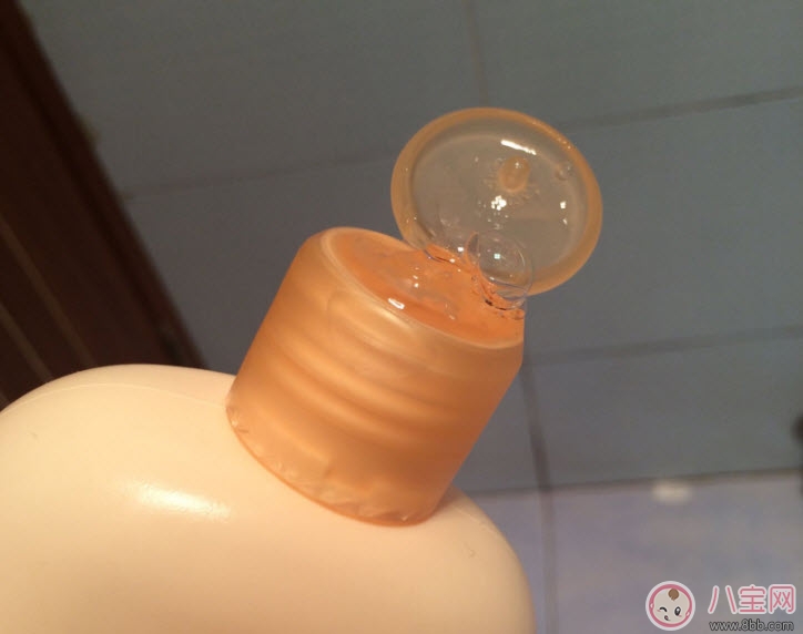 強(qiáng)生嬰兒香桃沐浴露味道怎么樣 強(qiáng)生嬰兒香桃沐浴露寶寶使用測(cè)評(píng)