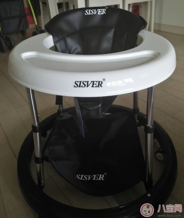 孩子學(xué)走路學(xué)步機(jī)怎么選 7-18月嬰兒學(xué)步車(chē)試用測(cè)評(píng)