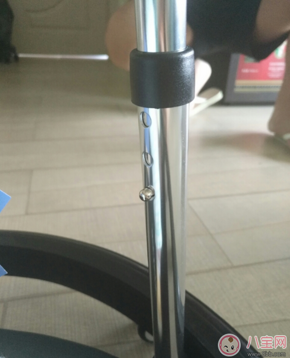 孩子學(xué)走路學(xué)步機(jī)怎么選 7-18月嬰兒學(xué)步車(chē)試用測(cè)評(píng)