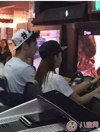 于小彤竟然單身 到底是誰套出他的話的呢？