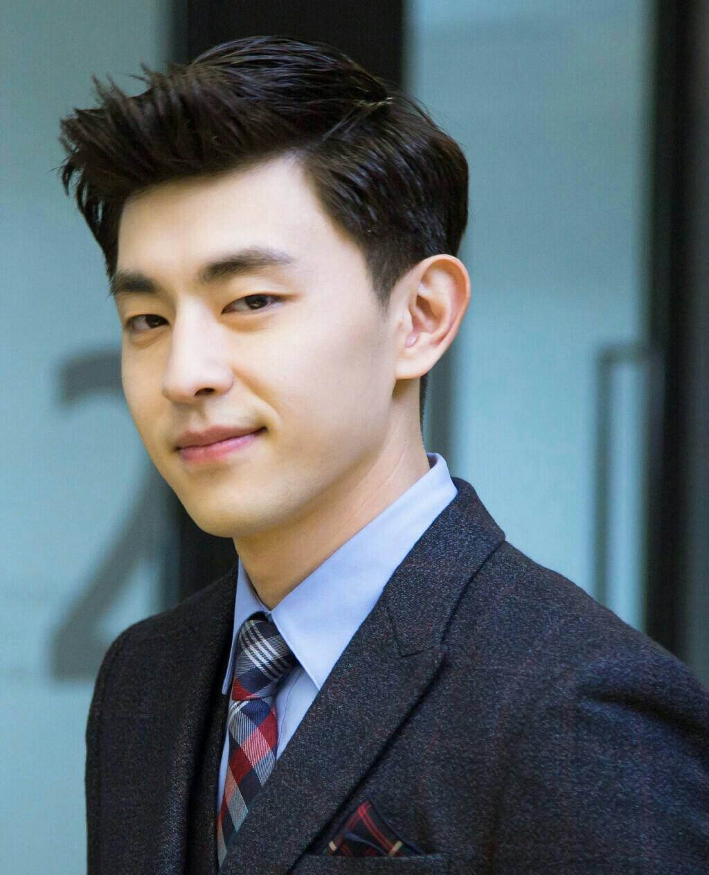 鄧倫《爸爸去哪兒》實習奶爸表現(xiàn) 東北萌娃與鄧倫配合默契嗎？