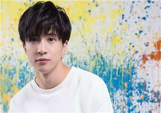 人生巔峰的薛之謙為什么把所有的一往情深都給了同一個(gè)人？