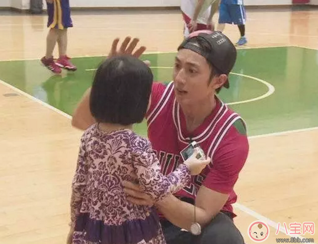 吳尊有孩子成了好爸爸，周渝民有孩子學(xué)會(huì)了顧家