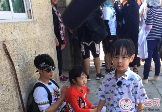 吳尊兒子Max正面照曝光大眼睛超萌 吳尊兒子Max和姐姐合照 吳尊兒子Max正面照曝光大眼睛超萌 吳尊兒子Max和姐姐合照