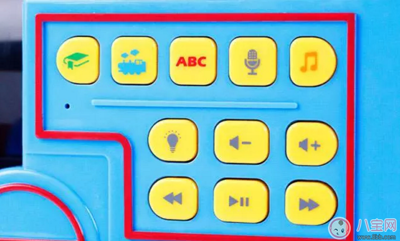 微信語音互陪伴孩子不孤單 動托馬斯故事機測評