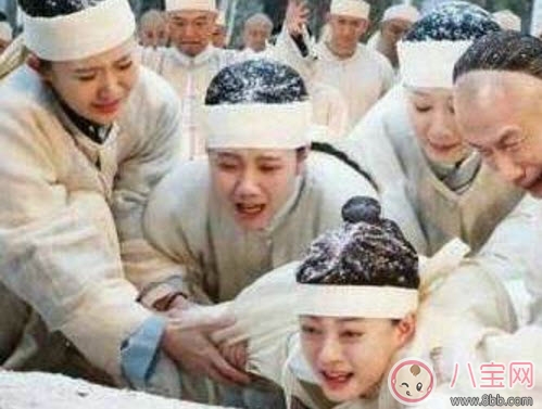 那年花開(kāi)月正圓吳聘周瑩孩子生下來(lái)了嗎 周瑩孩子是親生的嗎吳聘的嗎