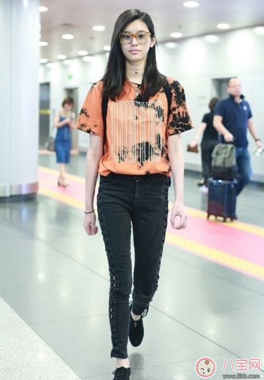 奚夢瑤素顏照 奚夢瑤真的能趕超劉雯成為超模嗎？