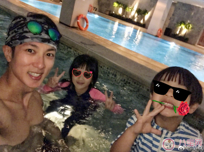 《爸爸去哪兒》吳尊寶貝max正面照 max正臉高清圖片