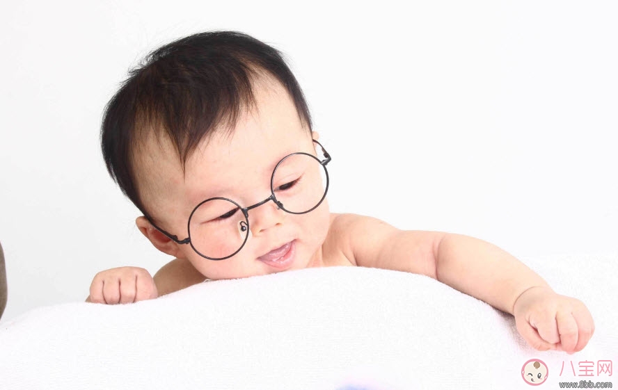 孩子不和父母姓可以嗎 父母姓氏結(jié)合自創(chuàng)姓氏可以嗎