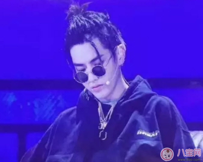 吳亦凡菠蘿頭發(fā)型圖片 2017吳亦凡發(fā)型圖片盤點(diǎn)