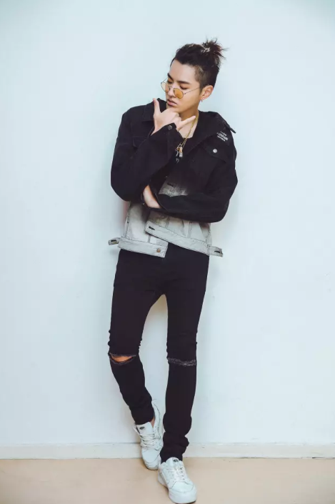 吳亦凡菠蘿頭高清圖 菠蘿頭雷人嗎？