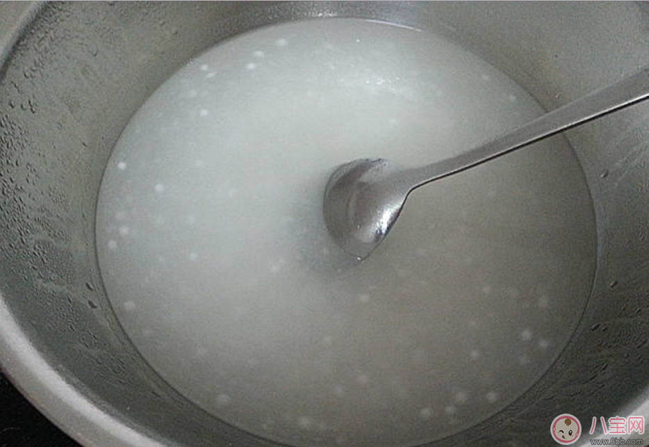 秋燥降火自制椰汁木瓜西米露 媽媽寶寶都愛(ài)吃！