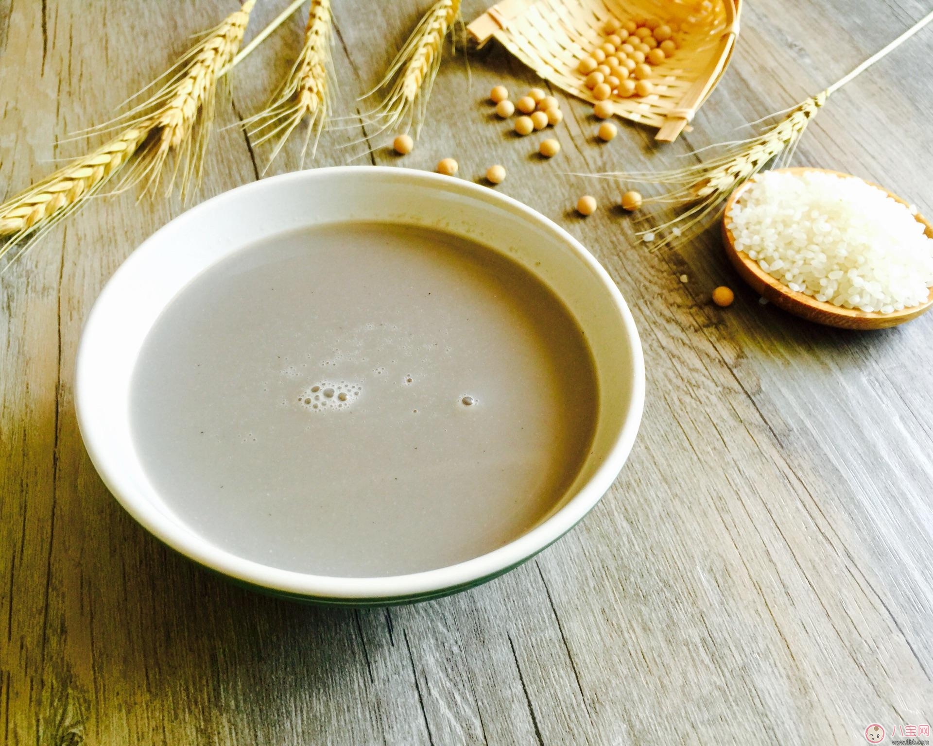 健康飲食須知 豆?jié){對(duì)女性的好處