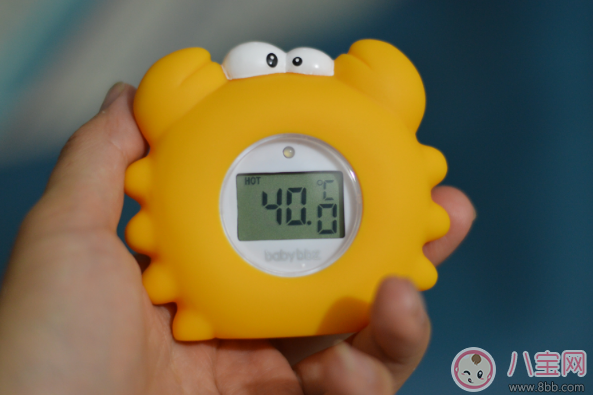 秋季寶寶水溫計(jì)哪款好 棒棒豬小水溫計(jì)測評(píng)