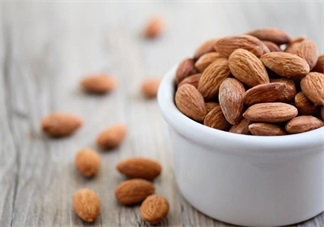 孩子秋季吃堅果 聰明健康有營養(yǎng)