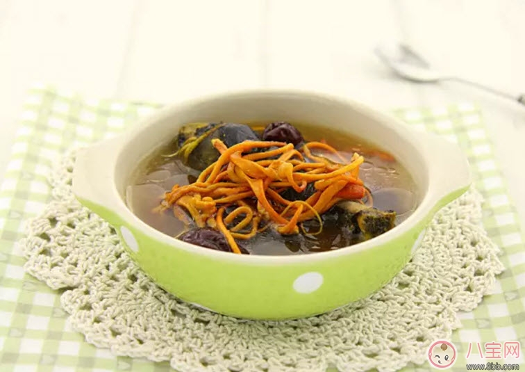 孕婦可以喝蟲草花煲湯嗎 懷孕可蟲草花燉雞孕婦能吃嗎